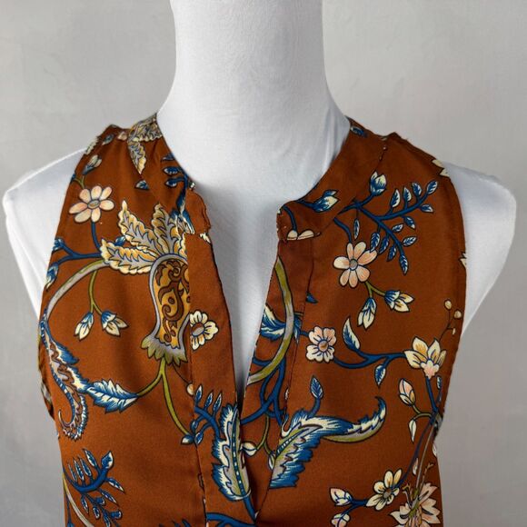 Let it Be Women Sheer Top Sz M Sleeveless Split Neck Hiden buttons - Picture 4 of 7